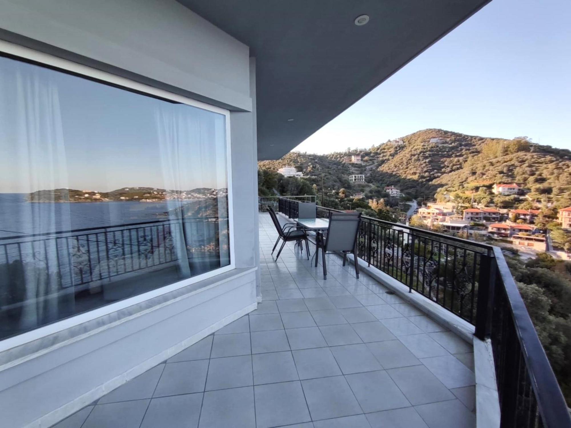 Aegean Beachfront Petriaí Екстериор снимка
